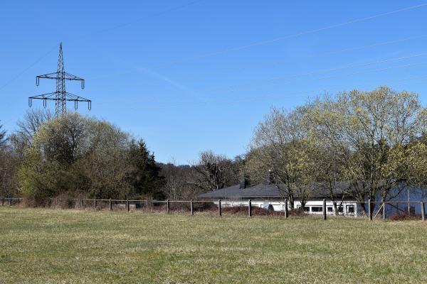 Sportanlage an den Höhlen Platz 2 - Breitscheid/Hessen-Erdbach