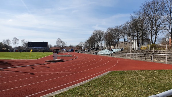 Friedrich-Ludwig-Jahn-Stadion im Jahn-Sportpark - Neubrandenburg