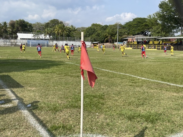 Cancha Chilama - Puerto de la Libertad