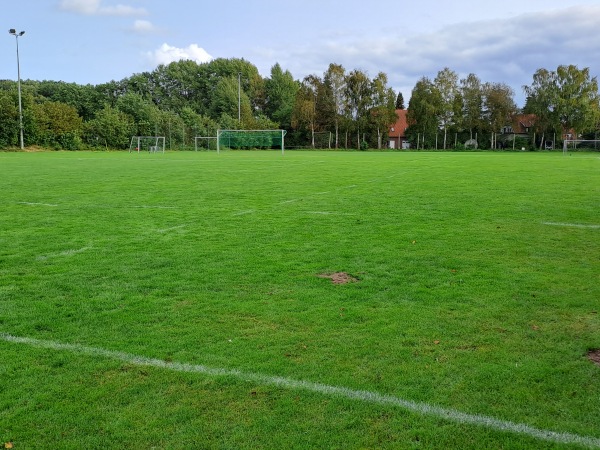 Aukrug-Stadion B-Platz - Aukrug-Bünzen