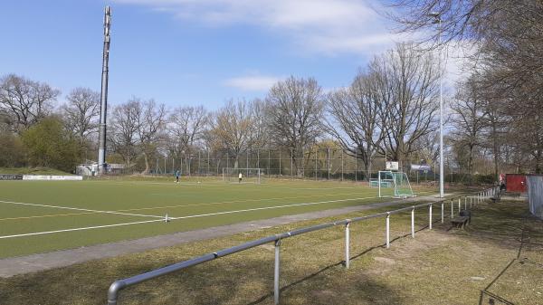 Sportanlage Puckaffer Weg - Hamburg-Duvenstedt