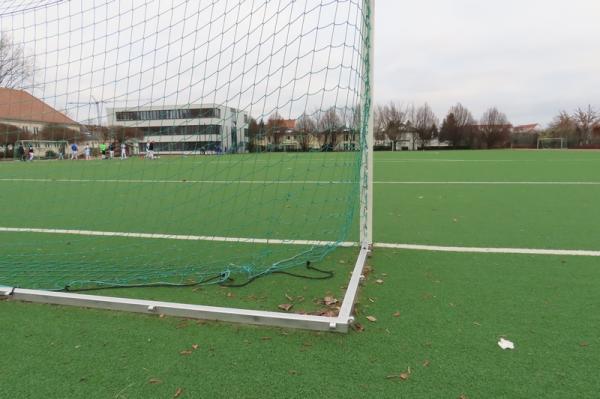 Sportplatz Grundschule am Wasserturm - Berlin-Heinersdorf