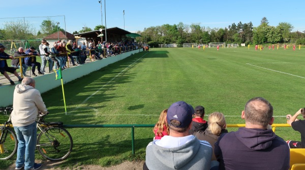 Futbalové ihrisko Nová Dedinka - Nová Dedinka