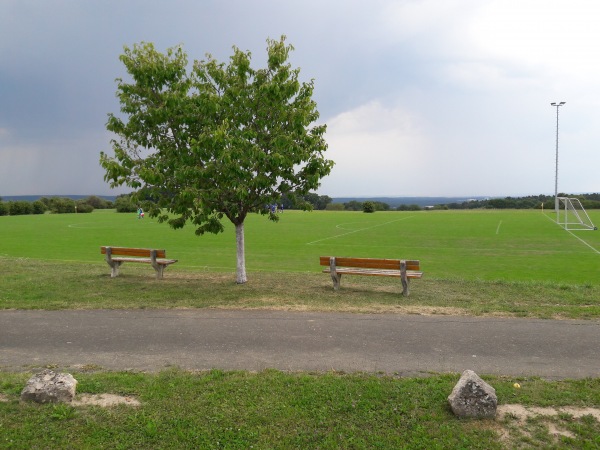 Sportplatz an der Atzelsberger Straße - Marloffstein