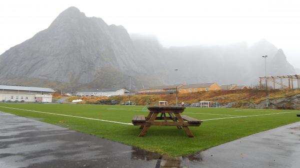 Reine stadion - Reine