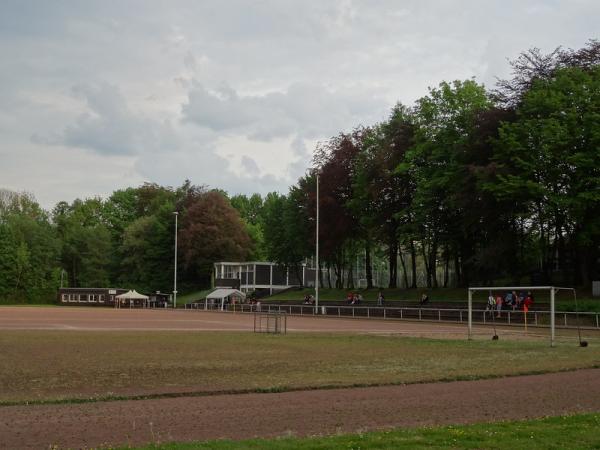 Sportplatz Am Weidenbusch - Leverkusen-Opladen-Quettingen