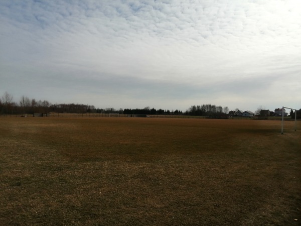 Powiatowy Ośrodek Sportu w Miętnem obok B - Miętne