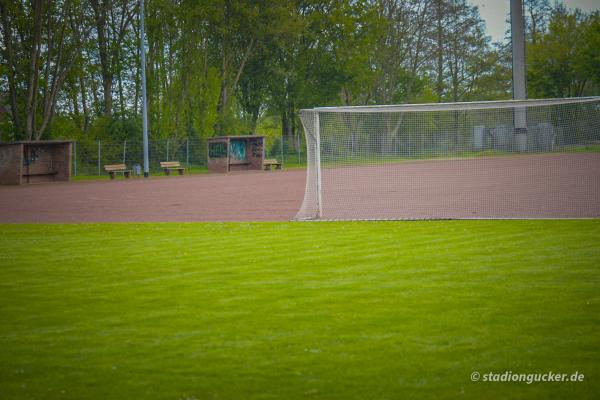 Sportplatz Marienbaum - Xanten-Marienbaum