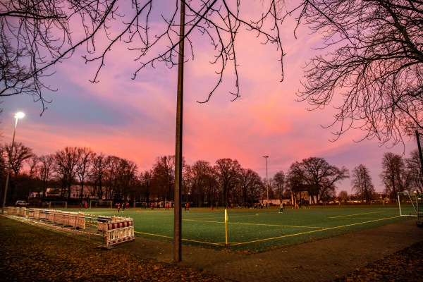 Sportanlage Rodelbergweg Platz 2 - Berlin-Baumschulenweg