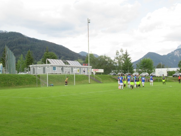 Pörl Arena - Hall