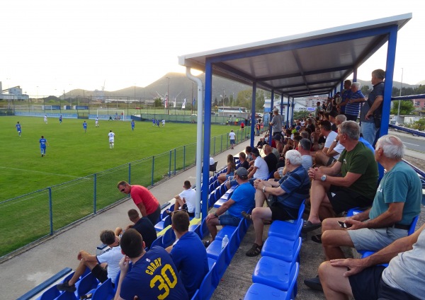Gradski Stadion Jadranovo - Ploče