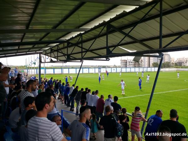 Maccabi Shaarayim Stadion - Rehovot 