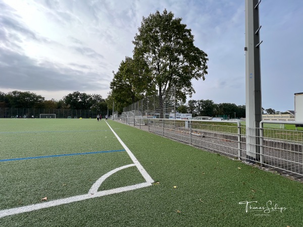 Sportanlage Buchenbusch Platz 2 - Neu-Isenburg