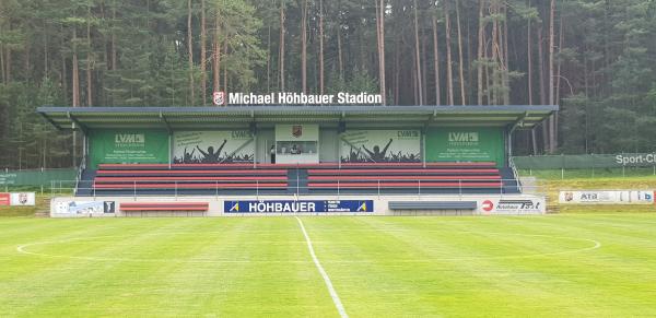 Michael-Höhbauer-Stadion - Luhe-Wildenau