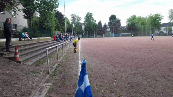 Sportplatz Rixdorfer Straße - Köln-Mülheim