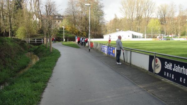 Sportanlage am Nonnenbach - Hösbach-Hösbach-Bahnhof