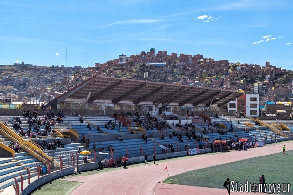 Estadio Enrique Torres Belón - Puno