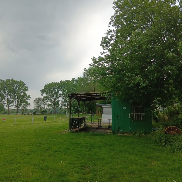 Bezirkssportanlage Kurkölner Straße - Krefeld-Linn