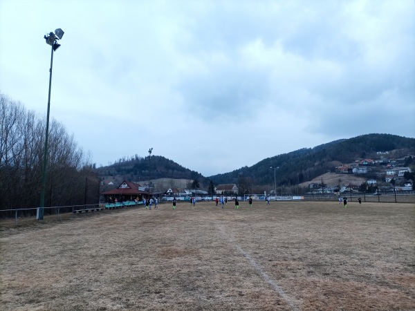 Sportplatz Lebing - Floing