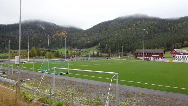 Tveit stadion kunstgress - Ryfoss