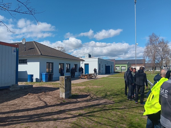 Sportanlage Zarnewanzer Straße - Süderholz-Kandelin