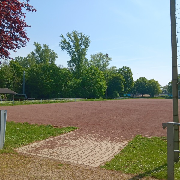 von-Waldthausen-Stadion Nebenplatz 1 - Neuss-Norf