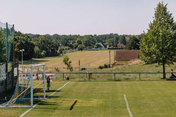 Sportplatz Großpösna - Großpösna
