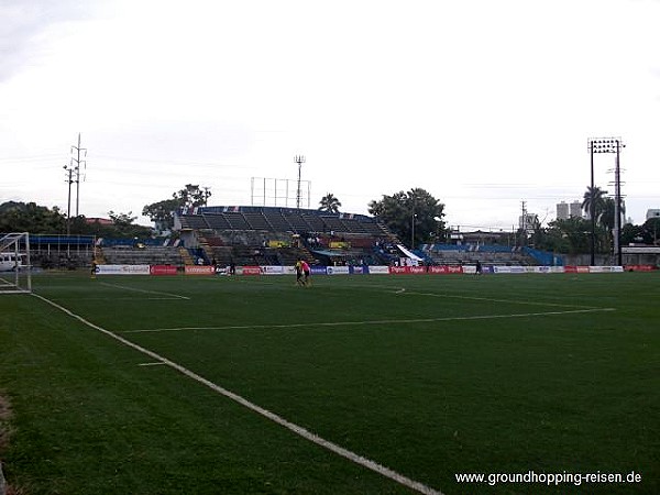 Estadio Javier Cruz - Ciudad de Panamá