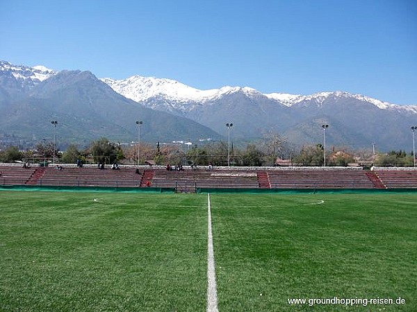 Estadio Municipal de Peñalolén - Santiago de Chile