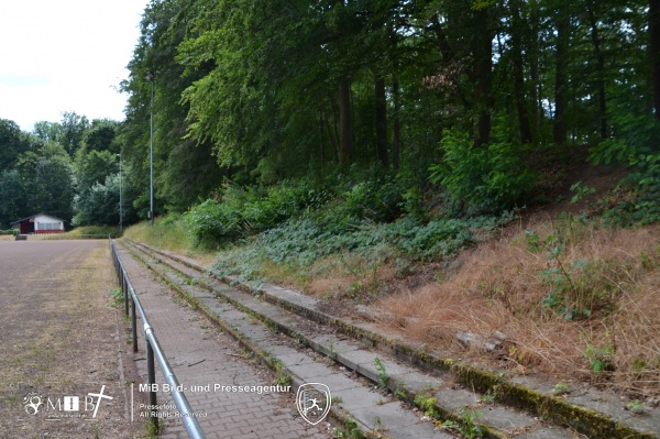 Sportplatz Schönberg - Bensheim-Schönberg