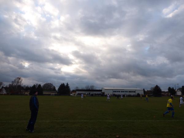 Sportplatz Tauer - Tauer