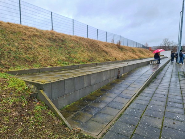 Sportplatz an der B80 2 - Seegebiet Mansfelder Land-Lüttchendorf