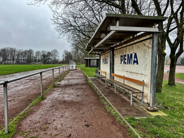 August-Bönte-Stadion der Bezirkssportanlage Klarastraße - Recklinghausen-Röllinghausen