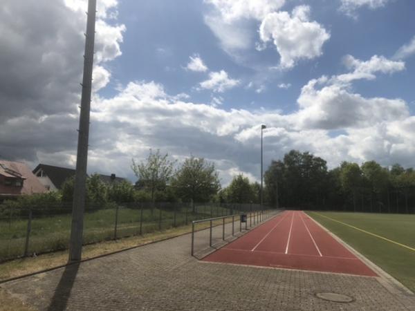 Sportanlage Ostenländer Straße Platz 2 - Paderborn-Sande