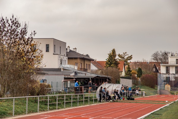 Stadion Stanislava Jungwirtha - Roztoky u Prahy