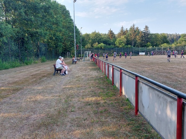 Sportplatz Niederkalbach - Kalbach-Niederkalbach