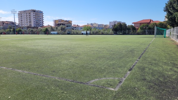 Stadiumi Loni Papuciu Shesh lojërash dytësore - Fier