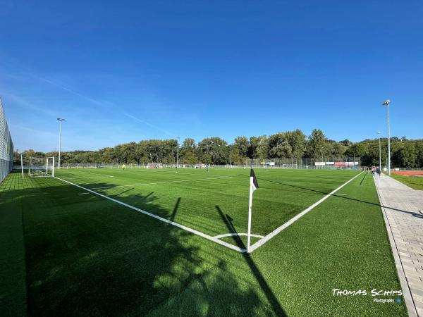 Stadion in den Talauen Nebenplatz 2 - Benningen/Neckar