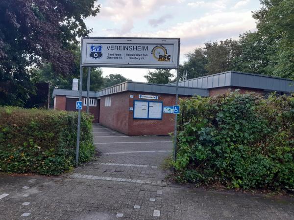 Sportplätze am Schulzentrum - Oldenburg (Oldenburg)-Ofenerdiek