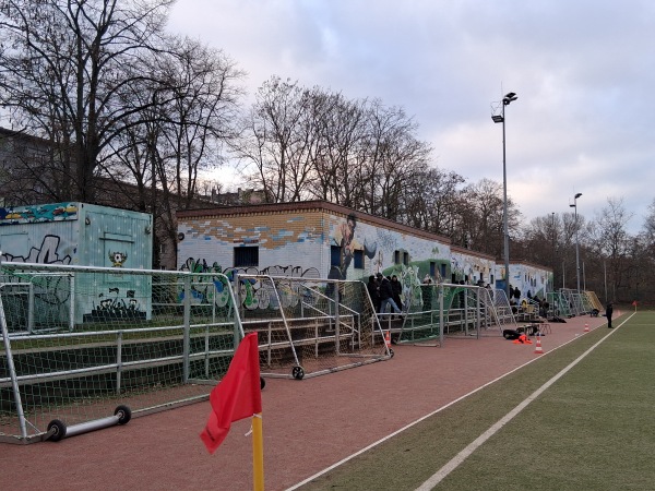 Sportplatz Wiener Straße - Berlin-Kreuzberg