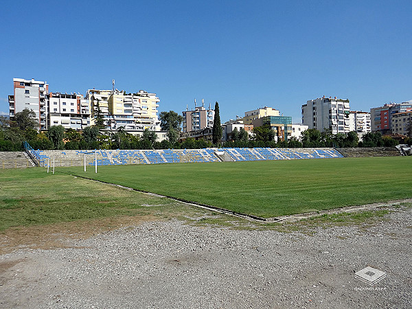 Stadiumi Selman Stërmasi - Tiranë (Tirana)