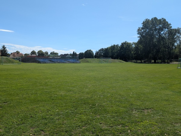 Stadion Leśnica boczne boisko - Wrocław