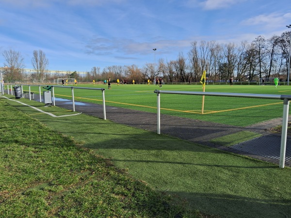 Sportplatz Gübser Weg - Magdeburg-Brückfeld