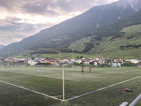 Stade de Charnot terrain synthétique - Fully