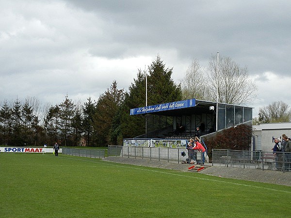 Sportpark Esserberg veld 4-Helpman - Haren GR