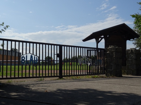 Sportplatz an der B87 - Mockrehna