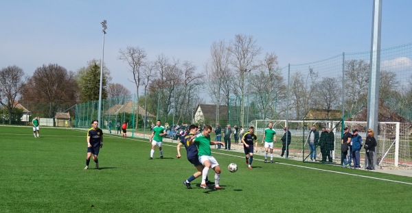 Udvarhelyi István Sportközpont műfüves pálya - Kecel