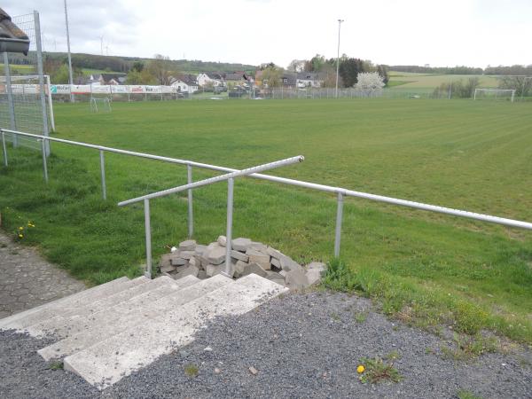 Sportplatz Berndroth - Berndroth