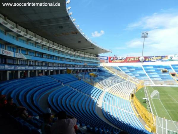 Estadio Cuscatlán - San Salvador