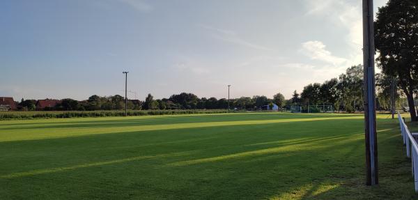 Sportanlage Karl-Jäger-Weg B-Platz - Burgwedel-Engensen